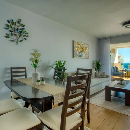 South Facing Sea Views Isea * טורוקס